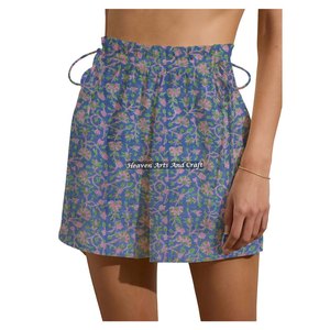 Shorts de week-end en coton imprimé Sanganeri pour femme, avec cordon de serrage, pour l'été, vêtements de détente, shorts de plage en coton imprimé à blocs avec cordon de serrage - Product Image 1