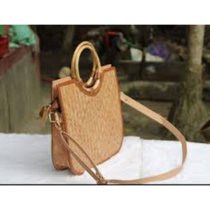 Sac à main pour femme Shetal Pati de qualité supérieure, tissé à la main en fibre de Murta, léger, durable, écologique, sac fourre-tout en jacinthe d'eau naturelle - Product Image 6