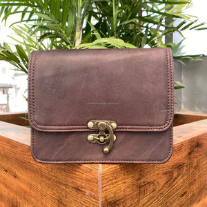 2024 fabrika özelleştirilmiş hakiki deri kadın Crossbody çanta inek derisi bayanlar yüksek kalite zarif lüks kilit omuzdan askili çanta - Product Image 2