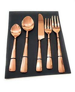 Couverts de luxe sélectionnés avec soin, comprenant un couteau de table et une fourchette à salade, conçus pour des expériences culinaires haut de gamme. - Product Image 4