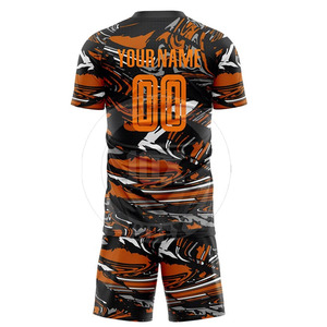 ชุดฟุตบอลขายส่ง ออกแบบเองได้ เสื้อและกางเกงขาสั้น ระบายอากาศ แห้งเร็ว รับผลิตตามแบบ (OEM) ชุดกีฬา - Product Image 3