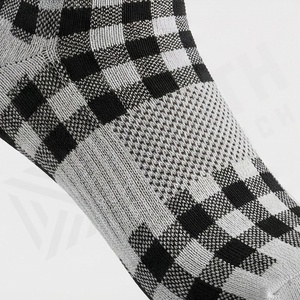 Women <b>Tight</b> Compression Polyester Nylon Running Socks Athletic Sports Support Breathable Moisture Wicking Pro Customized Color - Product Image 5