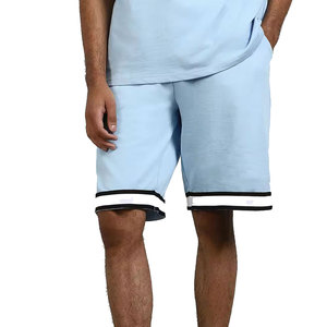 Ensemble T-shirt et short en toile respirante pour homme, dernière mode, avec logo sur le devant, couleur unie, 100% coton - Product Image 4
