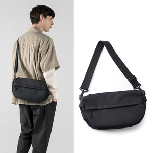 Bolso táctico tipo bandolera, impermeable, para senderismo, deportes al aire libre, en venta online. - Product Image 6
