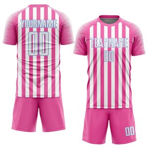 Maillot de football personnalisé au design tendance avec ensemble short - Tenue de football de haute qualité - Kit complet en polyester - Product Image 1
