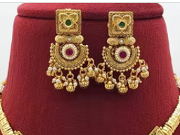 ชุดสร้อยคอสามชั้นชุบทองคำแท้คุณภาพสูง ดีไซน์คลาสสิก สวยงาม พร้อมต่างหู เหมาะสำหรับงานหมั้น งานแต่งงาน และงานเฉลิมฉลองต่างๆ - Product Image 2