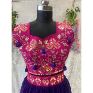 Diseñador 2XL Party Wear Lehenga Blusa y Koti con Beautiful Foil Mirror Work - Product Image 4