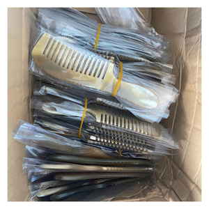 Peine de Cuerno Hecho a Mano de Cuerno de Búfalo, Colección de Lujo, Venta al por Mayor Directa de Fábrica para Compradores Globales Desde 99 GD VIET NAM - Product Image 6