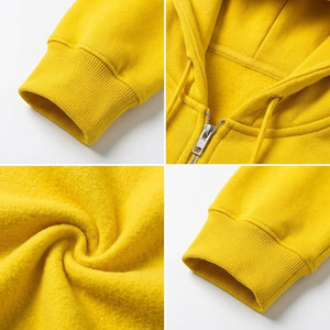 Ensemble décontracté 2 pièces tendance pour homme : sweat à capuche imprimé DTG personnalisé (lettres et chiffres) et pantalon évasé - Product Image 6