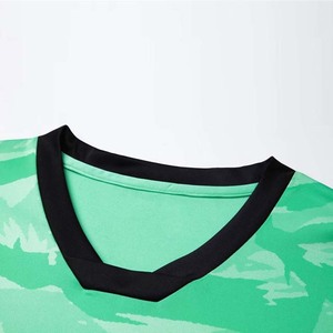 Venta al por Mayor de Fábrica, Ropa Deportiva 2026, Camiseta de Fútbol Personalizada con Nombre de Equipo, Secado Rápido, Transpirable, Cuello Redondo, Absorbe la Humedad - Product Image 3