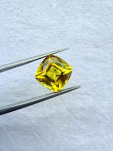 Saphir jaune de haute qualité pour boucles d'oreilles, pierres de saphir jaune en gros au meilleur prix auprès d'un exportateur indien. - Product Image 3