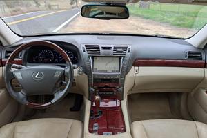 Voitures d'occasion Lexus LS 460 de 2007, de qualité supérieure, disponibles. - Product Image 4