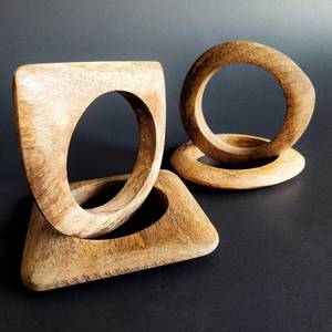Bracelets en bois massif Orchard, design audacieux et épais, faits à la main, artisanat naturel - Product Image 1