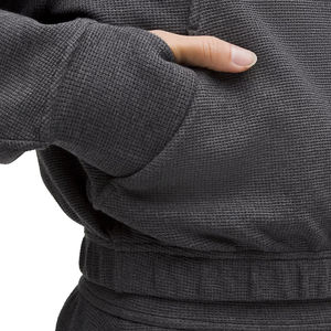 Sweat à capuche personnalisé pour femme, confortable, mode gym, en molleton épais, streetwear, pull à fermeture éclair, vêtement d'hiver 100% coton - Product Image 5