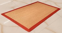 Tapis artisanal en jute style ferme avec bordure marine, décoration de sol en fibres naturelles