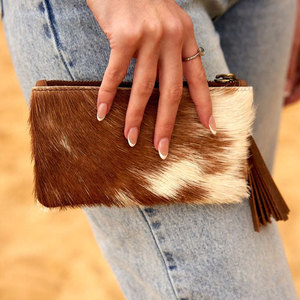 Design New Style Women Leather <b>Wristlet</b> Clutch with Zipper Closure Wholesale Soft Leather Clutch Purse for Women Daily Use - Product Image 1
