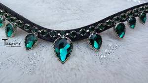 Cabezada de Cuero Negro con Cristales de Esmeralda de Lujo, Flecos de Diamantes de Imitación en Forma de Lágrima, Cómoda y Duradera, Color Personalizable - Product Image 5