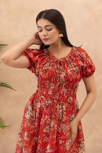 Robe midi en mousseline rouge à imprimé floral avec manches courtes, coupe trapèze ample, style bohème, col rond, taille élastique, pour le quotidien, respirante, idéale pour l'été - Product Image 5