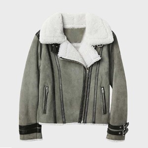 Chaqueta de cuero de gamuza gris para hombre con cuello de piel blanca, abrigo de invierno estilo motero con forro polar cálido y cremallera asimétrica. - Product Image 1
