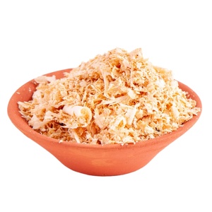 Virutas de madera de pino secadas en horno, polvo extraído, para cama de caballos y animales pequeños - Product Image 3