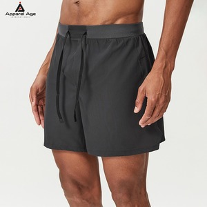 Shorts de sport 2 en 1 pour hommes, doublés, avec poches doubles, en polyester, personnalisables, pour l'entraînement et la gym. - Product Image 4