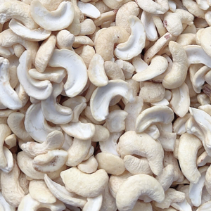 Oferta Especial: Nueces de Anacardo Crudas WW180, WW240, WW320, LP, WS, Disponibles en Grandes Cantidades con Empaque de Marca Privada - Product Image 1