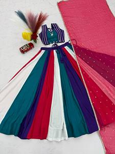 Nuevo y Hermoso Lehenga Choli para Navratri, Lehenga Choli Tradicional India, Lehenga Choli de Diseñador, Lehenga Choli de Algodón, Lehenga para Navratri - Product Image 3