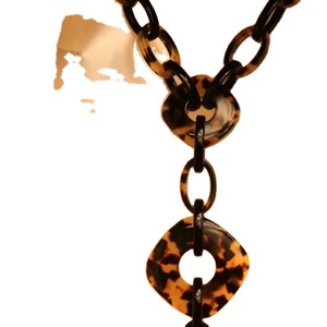 SOCIÉTÉS Nouvelle Arrivée Buffalo Ox Corne Collier Poli Animal Style Os Bijoux Conception Naturelle Perles Femmes Filles Cadeaux De Mariage - Product Image 1