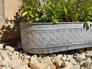 Maceta Decorativa Moderna de Hierro para Interiores y Exteriores, Maceta Metálica Minimalista para Plantas de Hogar, Oficina y Jardín - Product Image 2