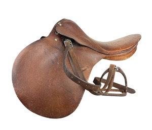 Silla de Montar Inglesa de Cuero de Lujo Hecha a Mano, Asiento Suave Premium, Cómoda y Duradera, Equipo de Equitación - Product Image 1