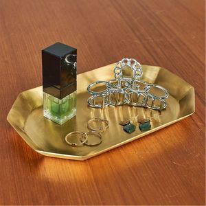 Plateau de service rond en métal doré de luxe, organiseur de bijoux en laiton décoratif, plateau de rangement pour cosmétiques et parfums pour la maison, l'hôtel et les mariages - Product Image 3