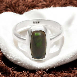 Bague en argent sterling 925 avec pierre précieuse opale noire, de qualité supérieure, naturelle, faite à la main, bijoux bohèmes raffinés pour mariage - Product Image 2