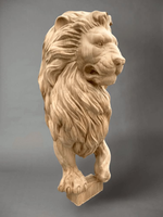 Poteau d'escalier en bois massif sculpté en forme de lion, artisanal, design rustique de luxe antique, surface lisse, pour hôpital