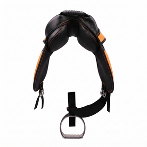 Silla de Montar Inglesa de Alta Calidad con Cuero PU y Estructura de Plástico para Entrenamiento de Caballos y Actividades de Ocio - Product Image 2