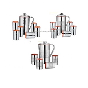 Jarra de cobre de acero inoxidable con 6 vasos y diseño en relieve, para Hotel - Product Image 1