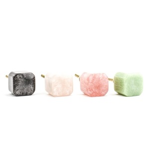 Poignée de meuble hautement polie, boutons en bois et résine faits à la main, artisanat naturel, parfaits pour les armoires et les meubles - Product Image 6