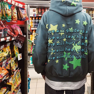 Sweat à capuche tricoté sur mesure de haute qualité, motif lettres imprimées en relief, style streetwear hiver pour homme, nouveau design tendance - Product Image 4
