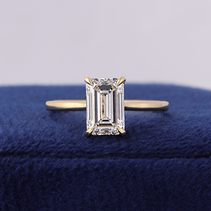 Bague de fiançailles solitaire en diamant de laboratoire taille émeraude 2 carats, or massif 14 carats, certifiée IGI E-F VVS2-VS1 - Product Image 1