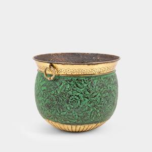 Pot de fleurs vert à motif floral avec bordure dorée, parfait pour la décoration intérieure, la présentation en cuisine, le balcon et la décoration d'événements - Product Image 1