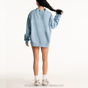 Sweat-shirt en molleton à col montant pour femme, personnalisé avec logo d'usine, en coton brodé, coupe oversize - Product Image 2