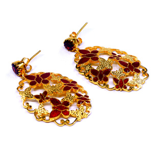 Boucles d'oreilles pendantes vintage plaquées or avec fleurs et cristaux rouges, bijoux de fête pour femmes - Product Image 3