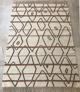 พรมสไตล์โมร็อกโกทอมือจากอินเดีย ราคาโรงงาน ทอแบบเรียบด้วยขนสัตว์และปอกระเจา สำหรับตกแต่งภายในและใช้ในบ้าน - Product Image 3