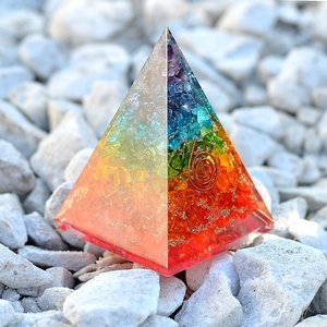 Pirámide de Orgón Arcoíris, Siete Chakras, Piedras Preciosas Talladas y Grabadas, Cristal Artesanal, Decoración para Meditación, Yoga y Feng Shui - Product Image 5