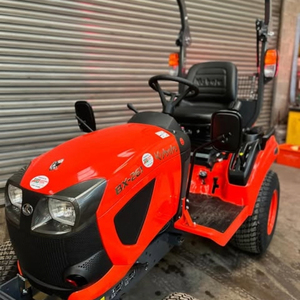 Kubota BX261 Ride On Lawn Mower Tractor 4WD Diesel Engine Professional <b>Grass</b> <b>Cutting</b> <b>Machine</b> for Garden Farm Use Wholesale Price - Product Image 4