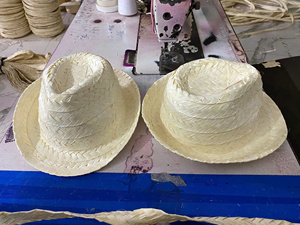 Sombrero de Paja Hecho a Mano en Vietnam, Unisex, con Rayas y Logos Bordados, para Verano, Viajes, Casual, Esquí, Fiestas, Empleados, Restaurantes - Product Image 1