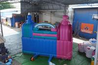 Lilytoys - Château gonflable personnalisé en PVC avec toboggan arc-en-ciel, aire de jeux gonflable pour enfants, location pour événements d'anniversaire