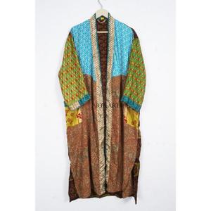 Robe longue kimono 100 % soie, col en V, avec cordon de serrage, pour femme, idéale comme vêtement de nuit, robe de demoiselle d'honneur, robe de maternité ou peignoir bohème. - Product Image 1