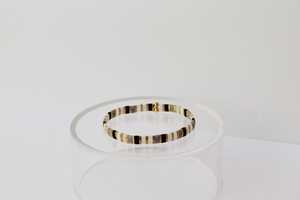 Bracelet extensible Tila Seaila en laiton perlé avec serti clos pour femme, empilable, bijou de mode minimaliste, cadeau fait main - Product Image 3