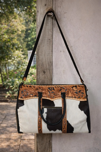 กระเป๋าเดินทางหนังวัวแท้ลายตะวันตกพร้อมดีไซน์แกะสลักด้วยมือ – กระเป๋าสะพายไหล่สไตล์วินเทจสำหรับวันหยุดสุดสัปดาห์ - Product Image 4