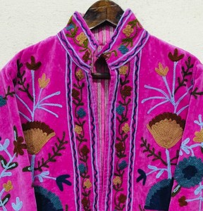 Veste en velours tricoté brodée à la main, col montant, manches longues, motif œillets, respirante, pour femme, collection printemps - Product Image 2